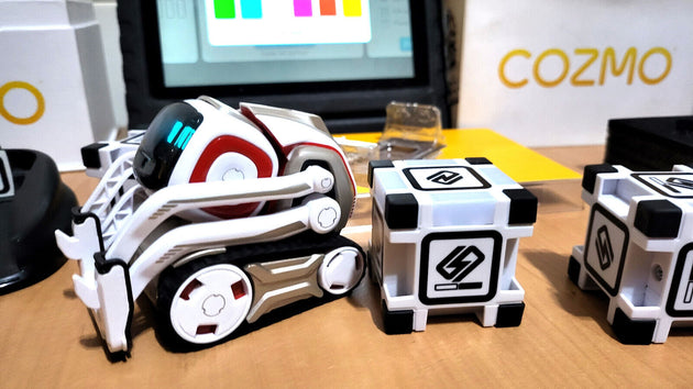 FULLY BOXED Anki Cozmo Robot + Cubes + Charger + Box + Manuals LIKE N£W - Chys Thijarah