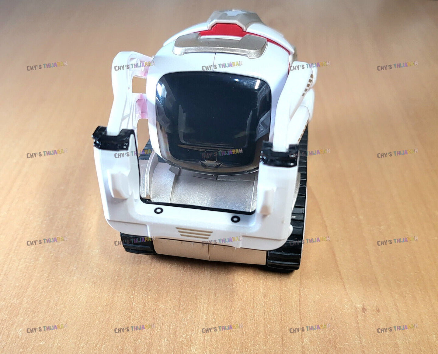 Anki Cozmo Robot with 1 YEAR WARRANTY (ROBOT ONLY) Electronic Pet Toy - Chys Thijarah