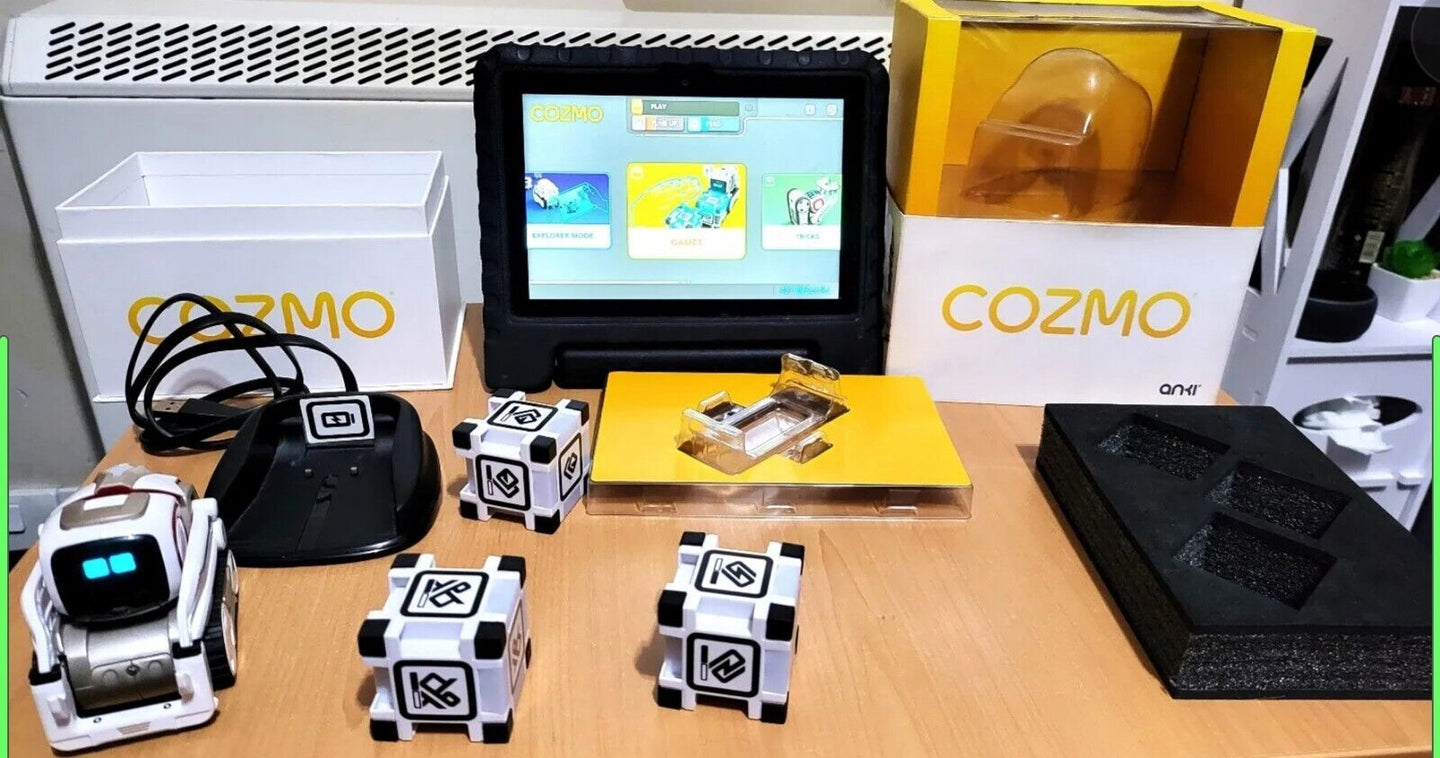 Anki Cozmo Robot + Cubes + Charger + Box + Manuals LIKE N£W - Chys Thijarah