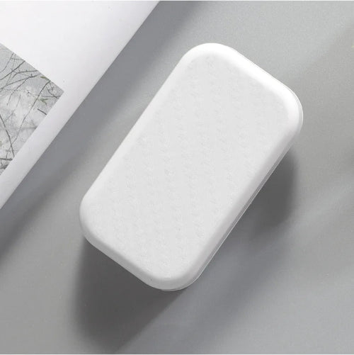 Fidget Card Gyroscope – premium stress relief toys White for adults and kids.